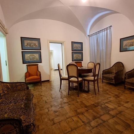 Luxury 2 Bedroom Apartment In The Heart Of Roma Екстер'єр фото